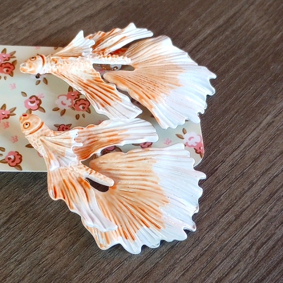 NEW Anthro Fish Statement Earrings in Peach White & Gold NWOT - Picture 2 of 4